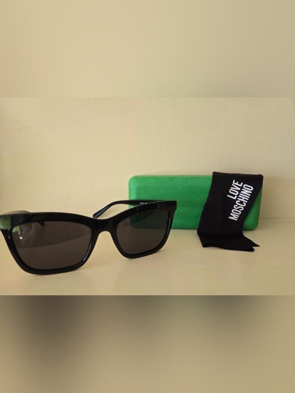 LOVE MOSCHINO MOL05 Sunglasses  Black 54-18-140 Heart